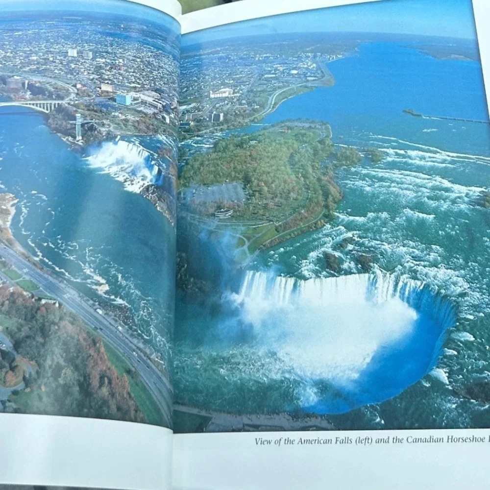 Travelpic Images of Niagara‎ Falls Souvenir Book Aerial Book Vacation Fun Sites